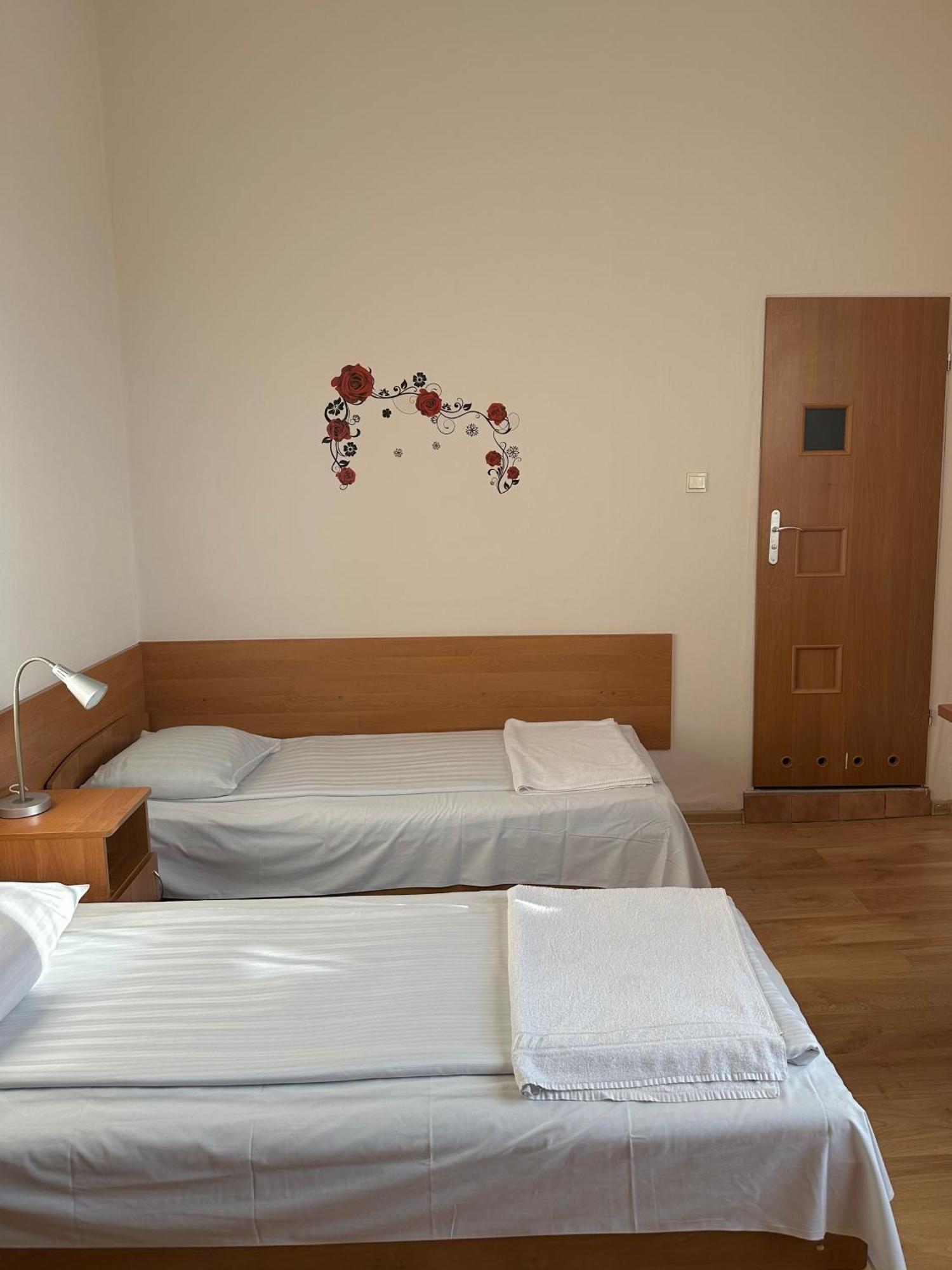 Hotel Haga Czestochowa Luaran gambar