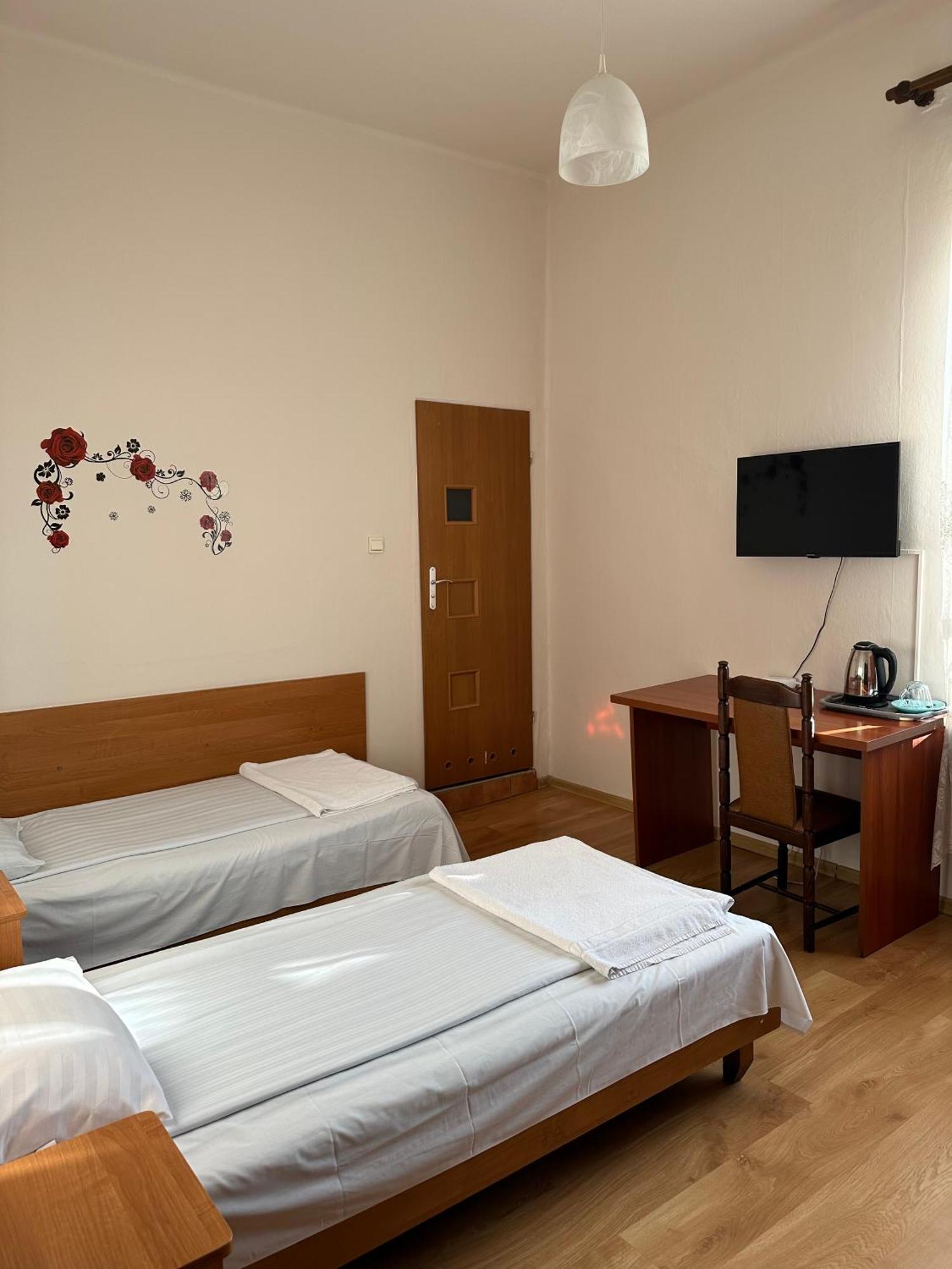 Hotel Haga Czestochowa Luaran gambar